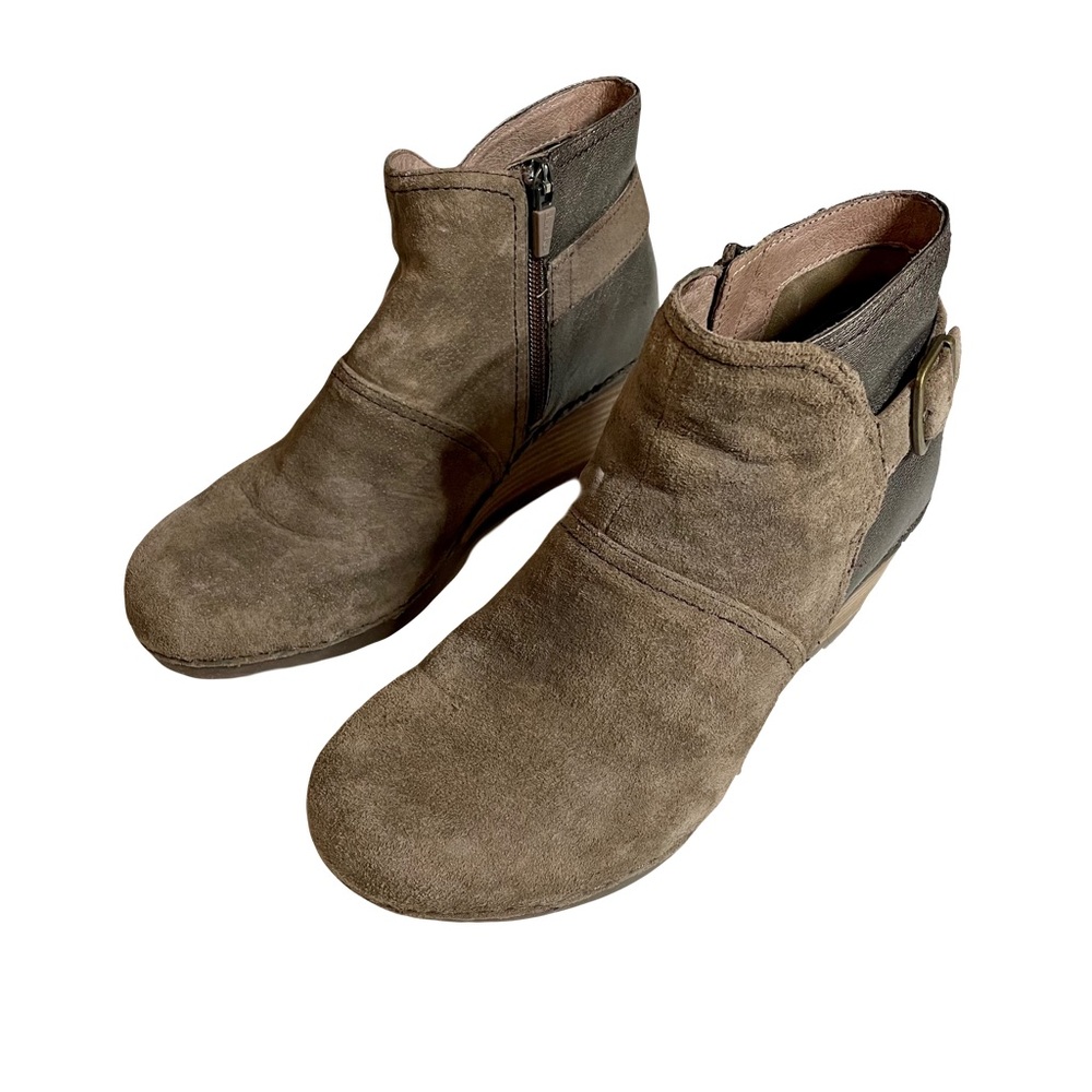 Dansko Shirley Wedge Bootie in Taupe Suede - 38